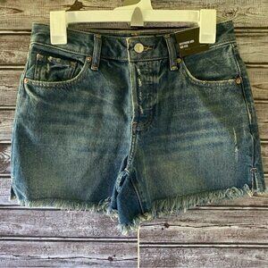 NWT Express Women's Boyfriend‎ Midi Mid-Rise Button-Fly Jean Shorts Size 2